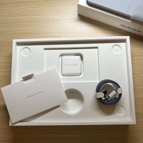 MacBook Air M2内容物