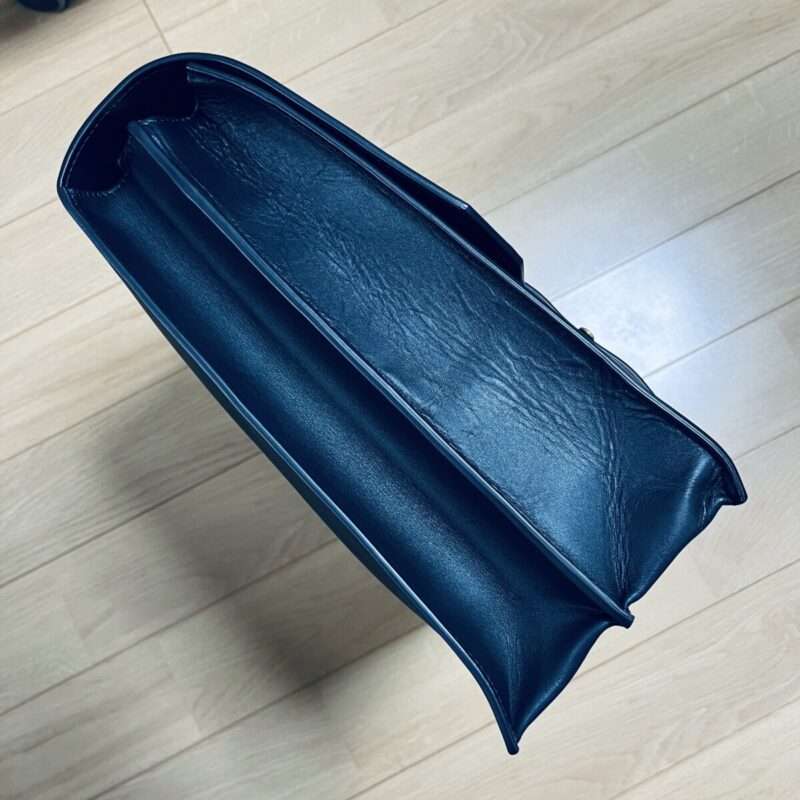 Dunhill デューク フラップ ブリーフケースのマチ幅
